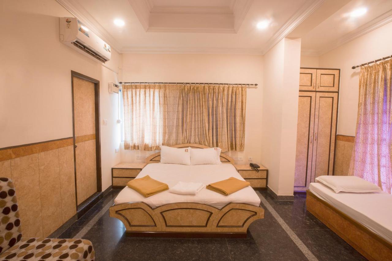 Hotel Suriya International Madras Buitenkant foto